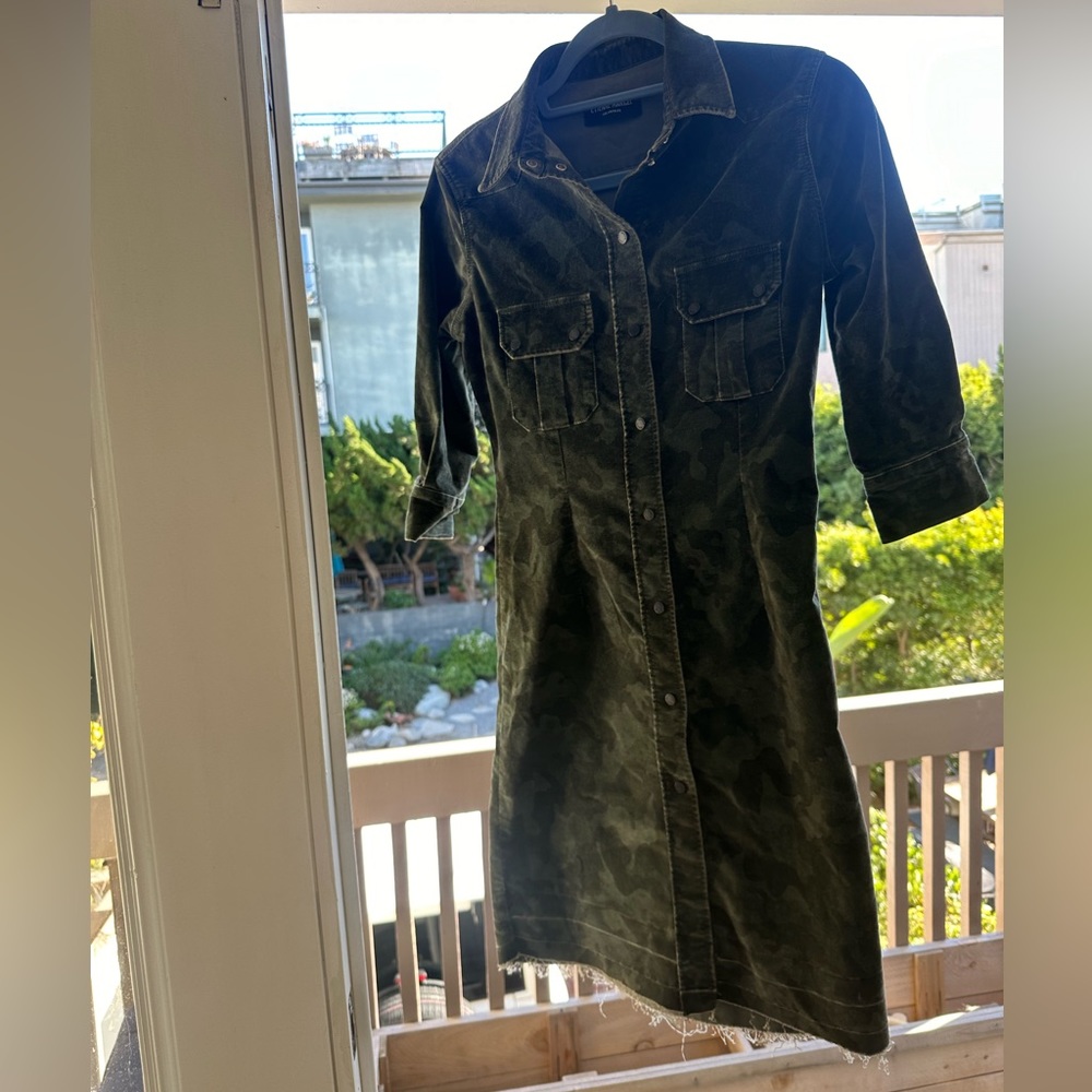 Camo dress with bottons